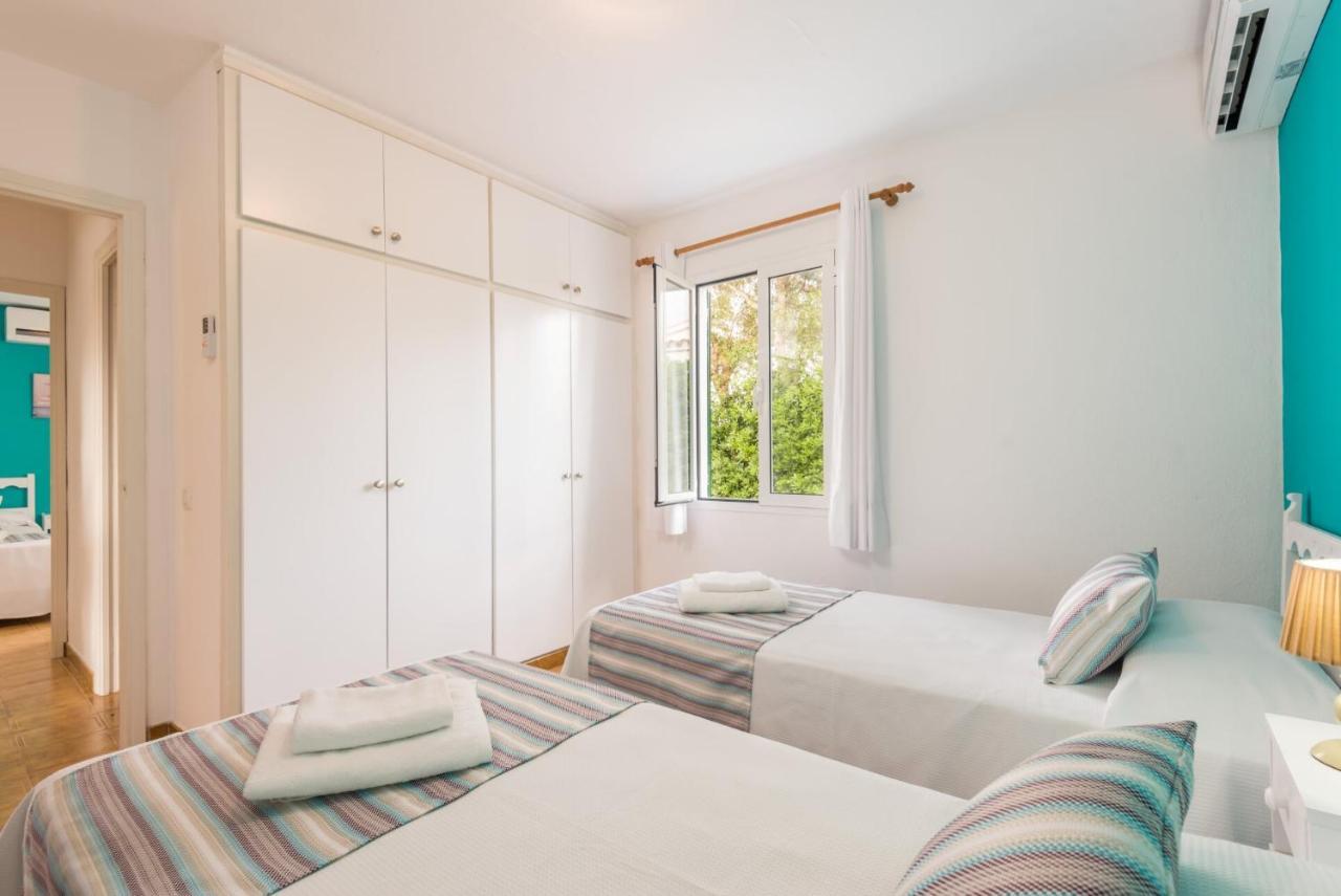 Villas Isi & Ana Mestral Cala'N Blanes  Exterior foto